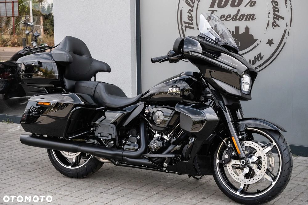 Harley-Davidson Touring Street Glide - 4