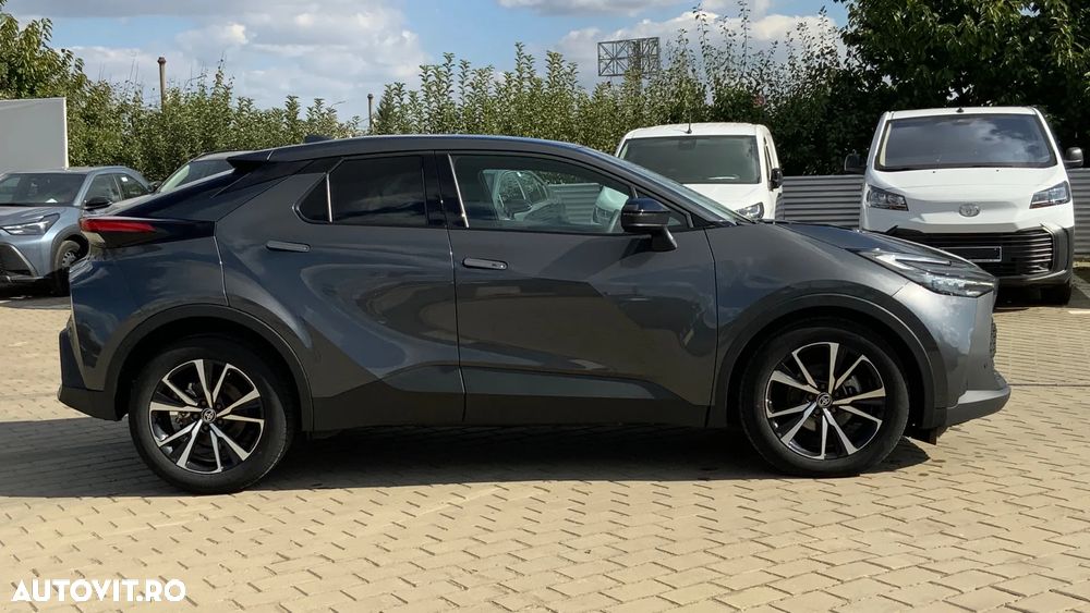 Toyota C-HR 1.8 HEV 140 CP 4x2 CVT Dynamic - 28