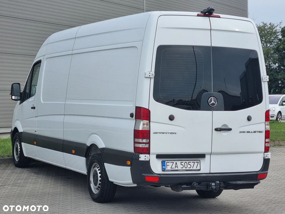 Mercedes-Benz Sprinter - 3