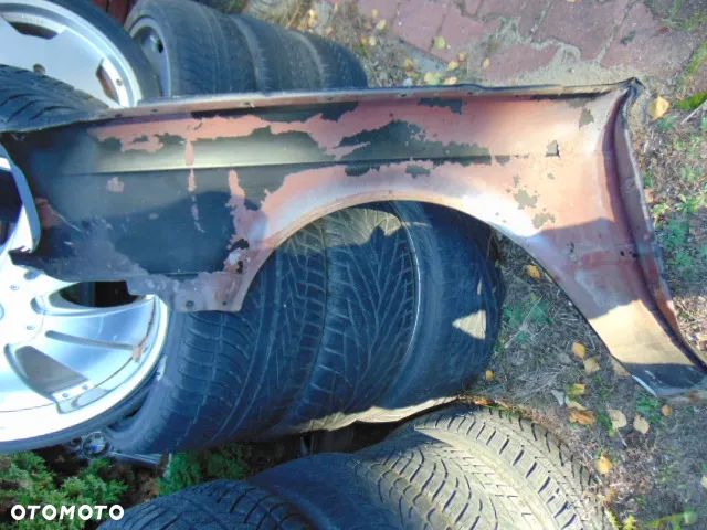 BMW e30 BŁOTNIK przód przedni TYLKO LEWY oryginał CZARNY BEZ RDZY - 11
