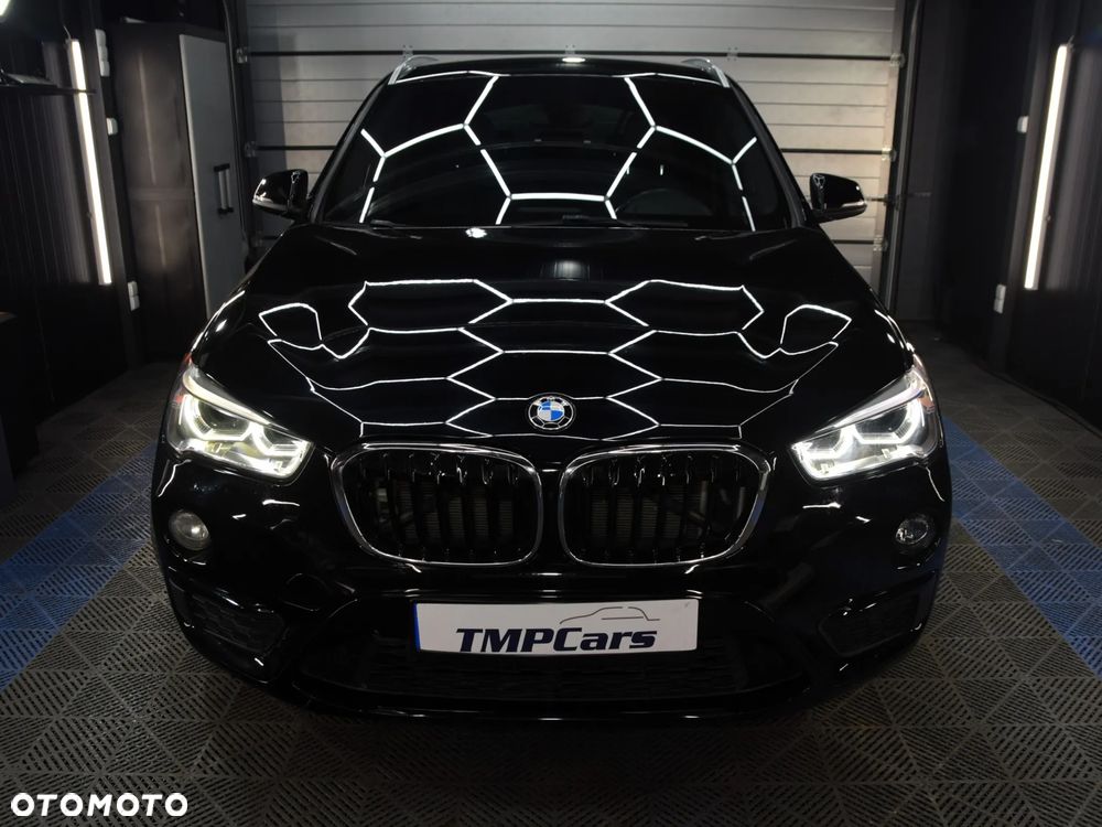 BMW X1 - 24