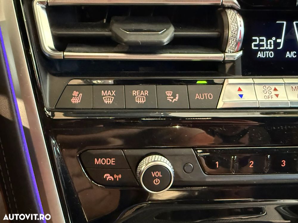 BMW M8 M850i xDrive - 28