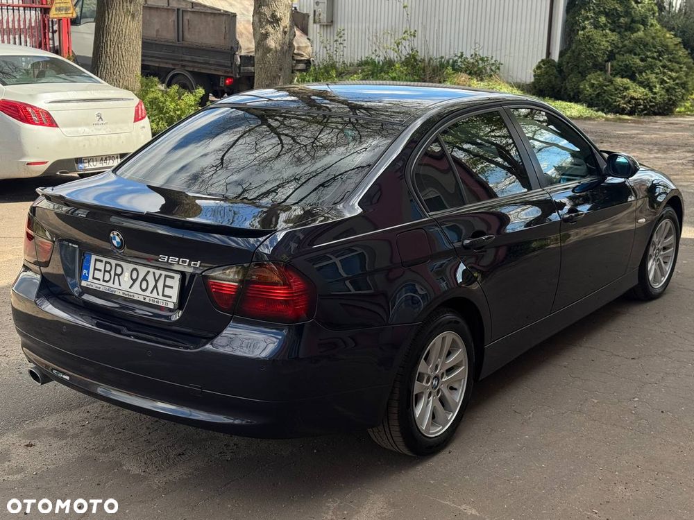 BMW Seria 3 320d - 8
