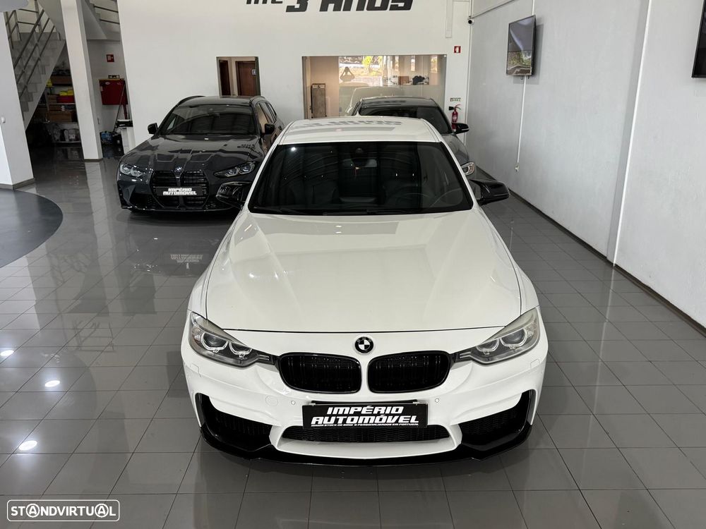 BMW 328 i Auto Pack M - 14