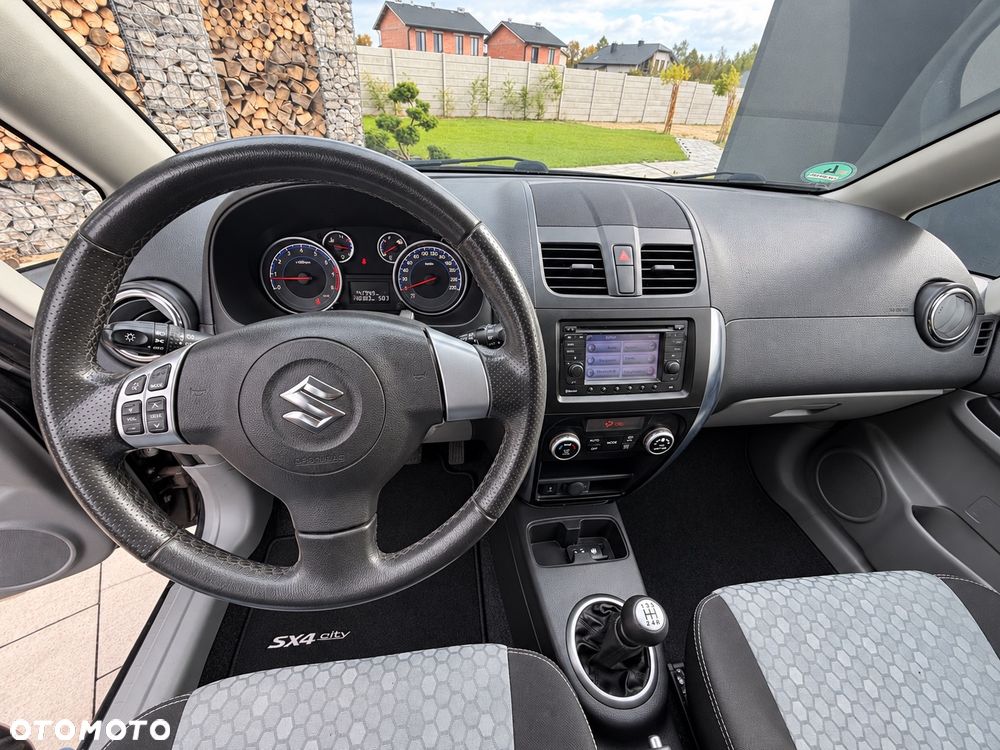 Suzuki SX4 - 18