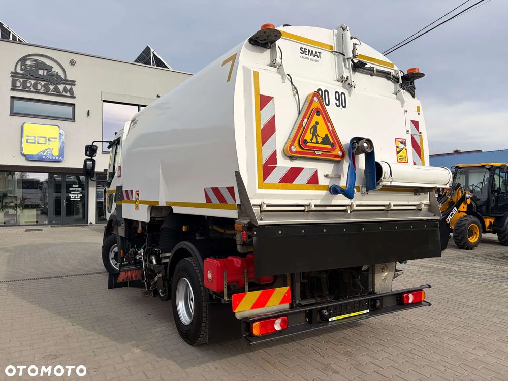 Renault D 12 zamiatarka - 6