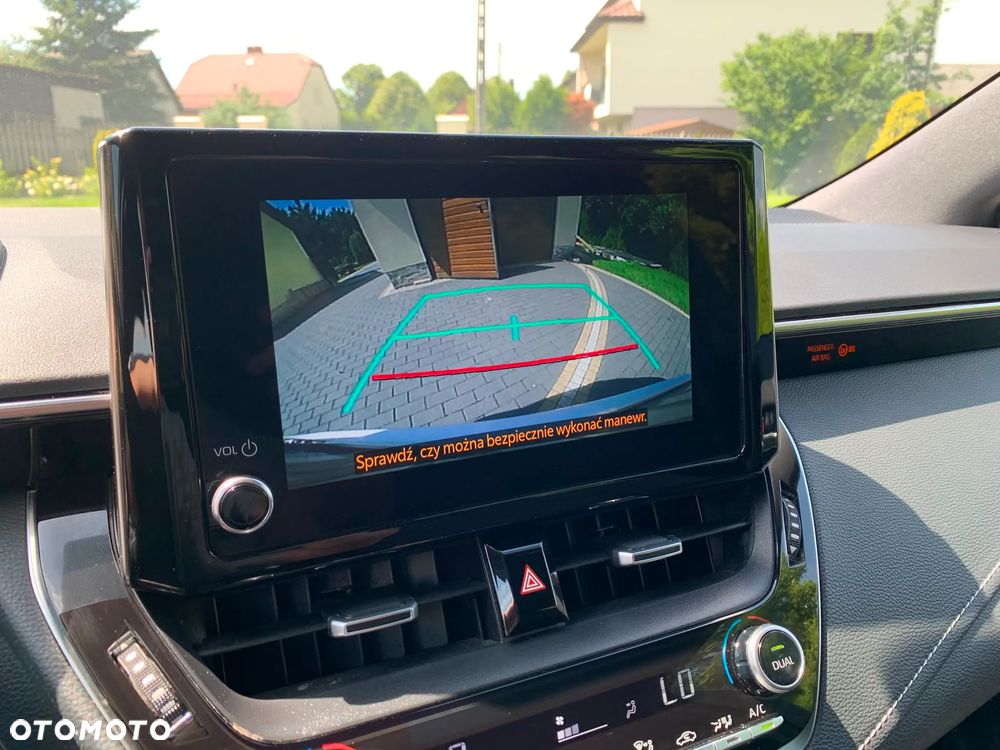 Toyota Corolla 1.8 Hybrid Comfort - 16