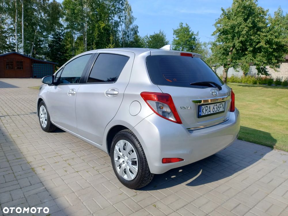 Toyota Yaris 1.33 VVT-i Life - 12