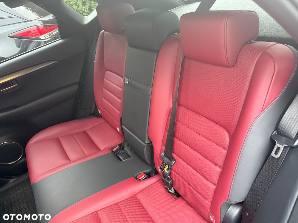 Lexus NX 200t F Sport AWD - 11