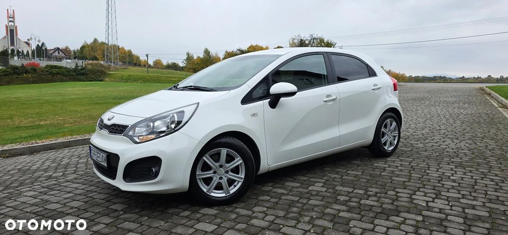 Kia Rio 2014 photo 3
