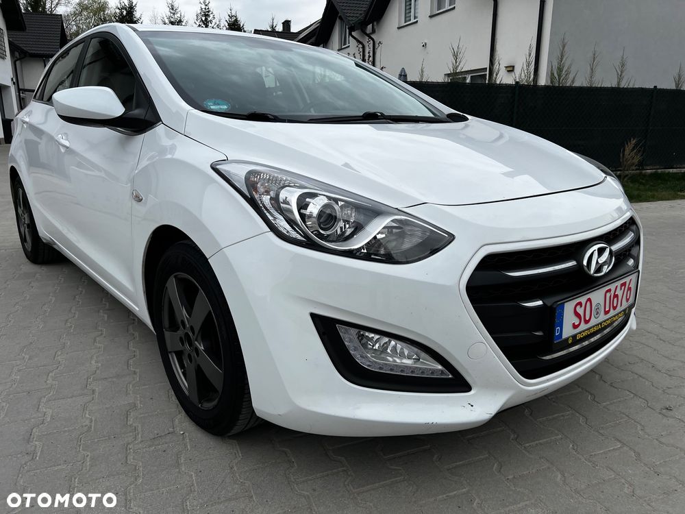 Hyundai i30 1.6 CRDI Passion - 13