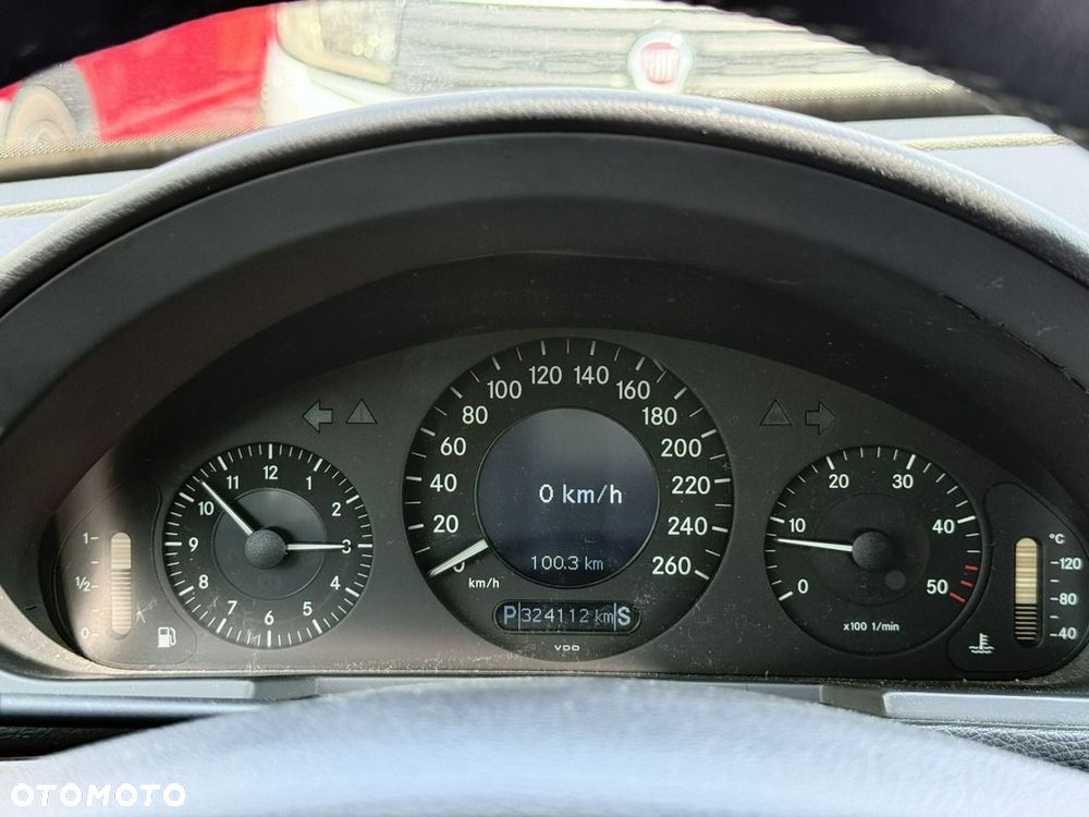 Mercedes-Benz Klasa E 220 CDI Automatik Classic - 20