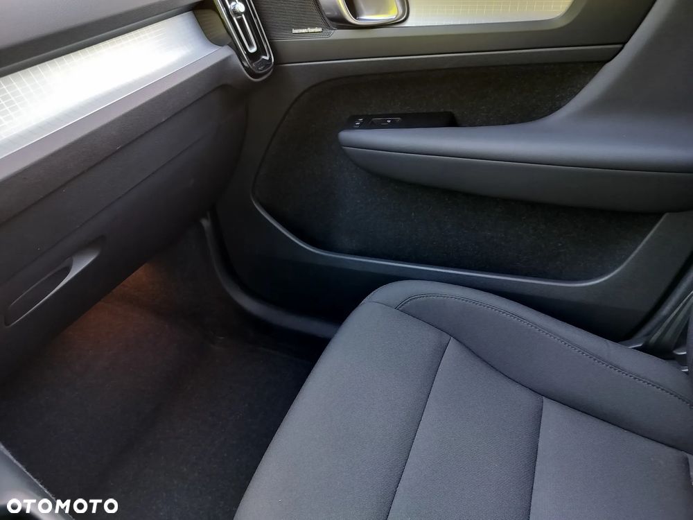 Volvo XC 40 - 12