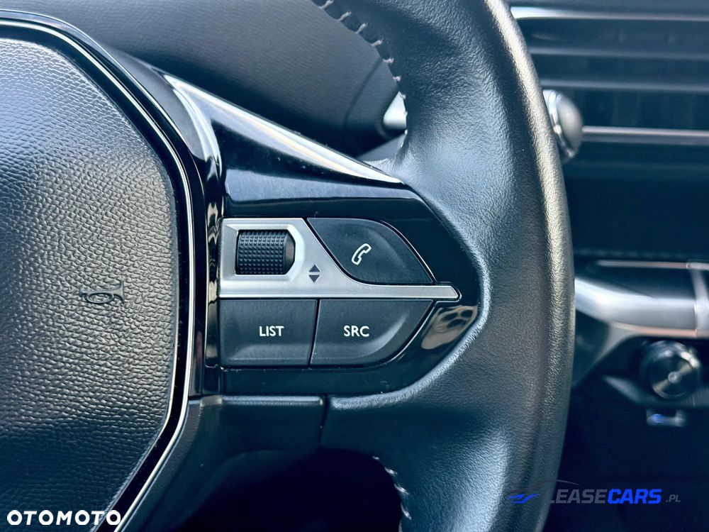 Peugeot 5008 PureTech 130 Stop & Start Allure Pack - 19