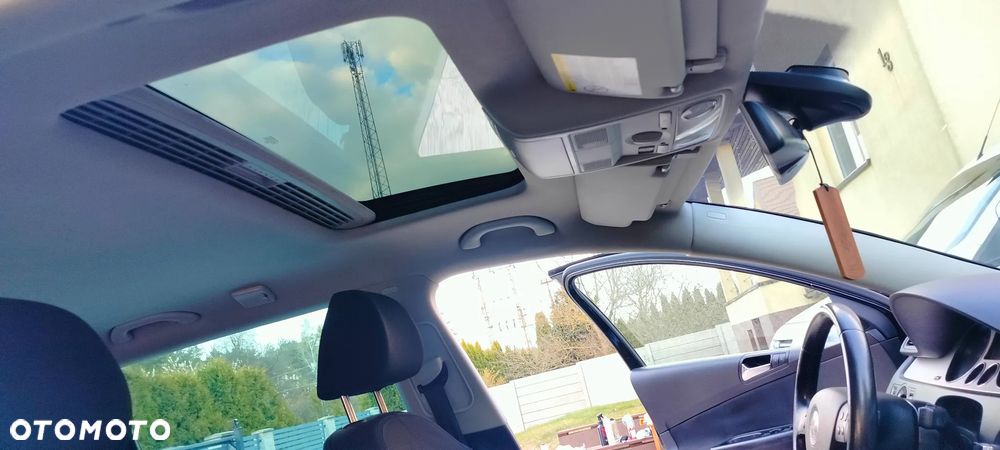 Volkswagen Passat 2.0 TDI DPF DSG Highline - 12