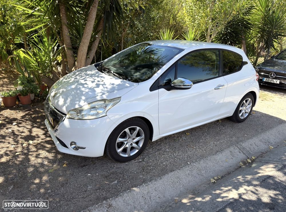 Peugeot 208 1.2 VTi Active - 1
