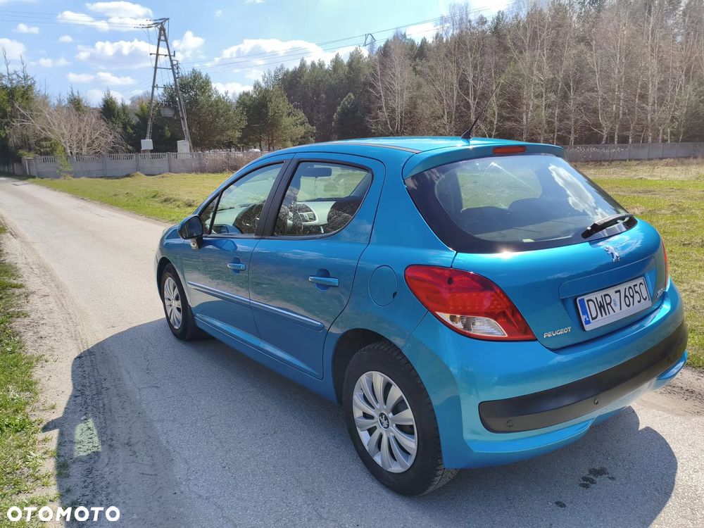 Peugeot 207 - 7