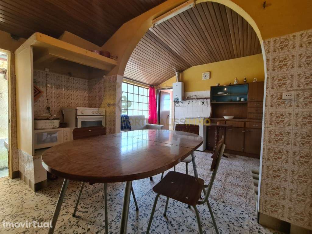 Para venda: Propriedade composta por duas habitações numa bonita al... - Grande imagem: 5/46