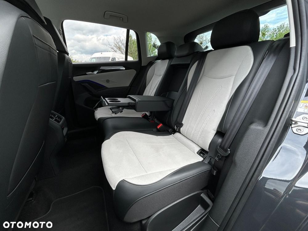 Volkswagen Tiguan 1.5 eHybrid PHEV 150kW Elegance DSG - 18