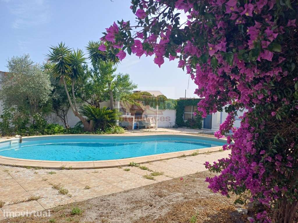 Moradia com jardim e piscina para remodelação em Grândola - 20 minu... - Grande imagem: 4/24