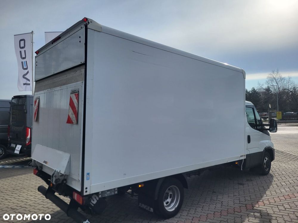Iveco 35C16  rok 2024 tylko 114.900 Kontener z Windą - 11