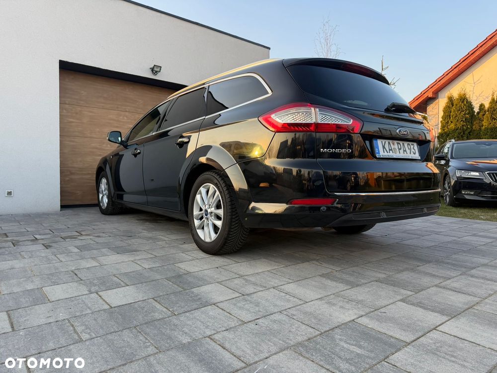 Ford Mondeo - 8