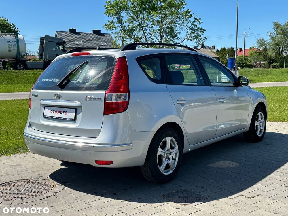 Hyundai i30 i30cw 1.6 Edition Plus - 14