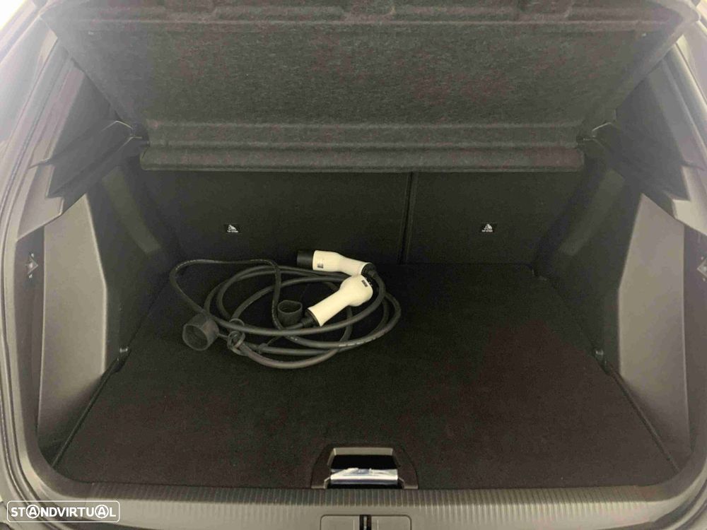 Peugeot e-2008 50 kWh Allure - 14
