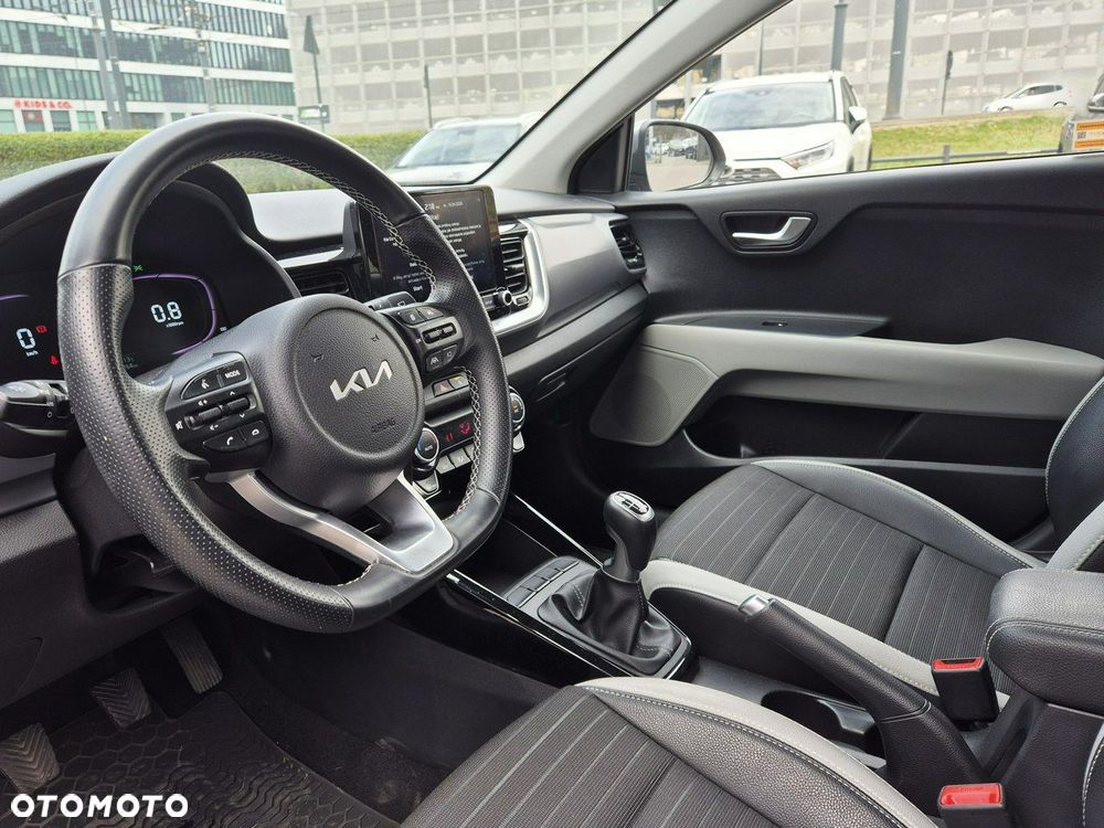 Kia Stonic 1.0 T-GDI L - 10