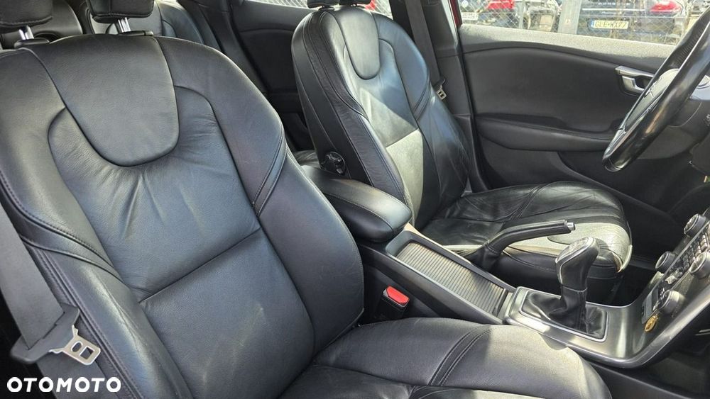 Volvo V40 - 19
