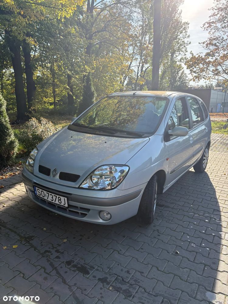 Renault Scenic - 1