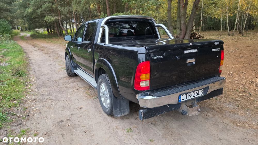 Toyota Hilux 2011 photo 3