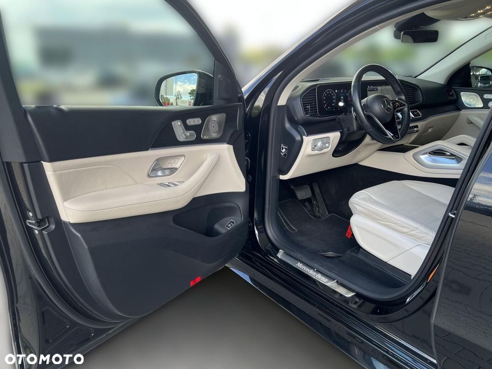 Mercedes-Benz GLE - 10