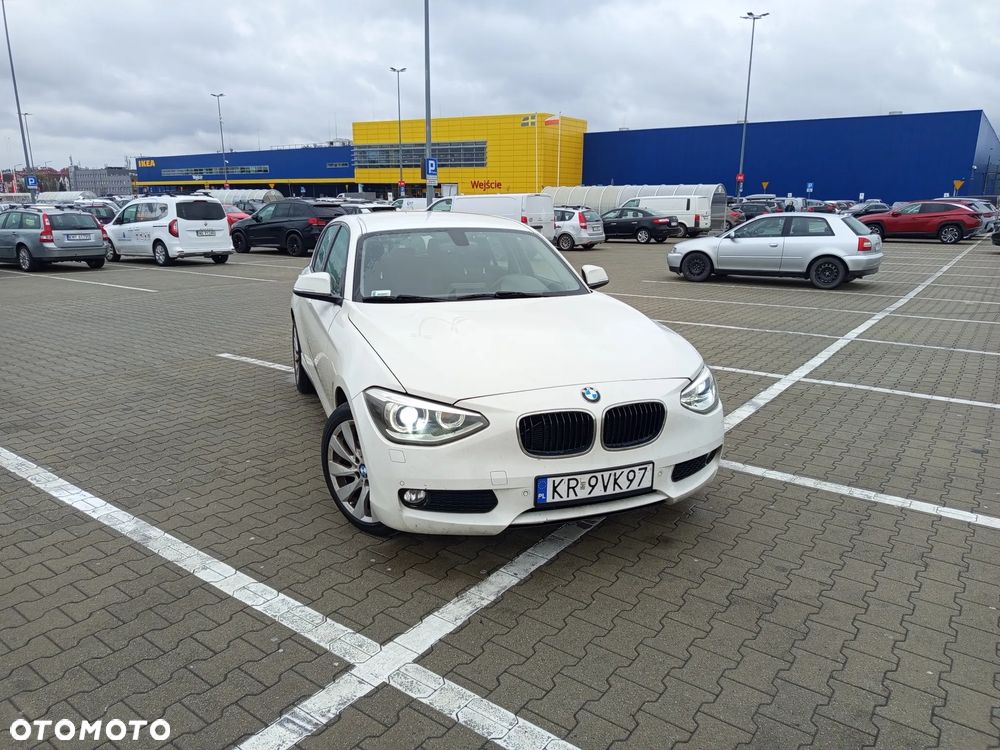 BMW Seria 1 118i Sport Line - 1