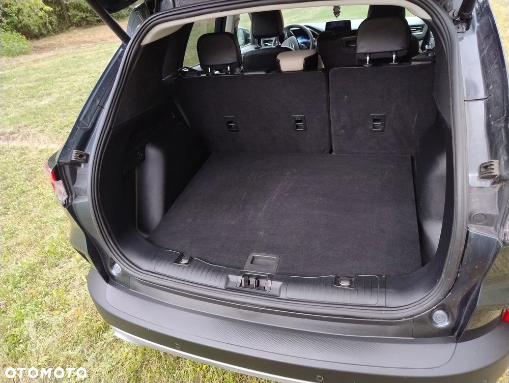 Ford Escape 2.5 Duratec FHEV 4x4 TITANIUM - 12