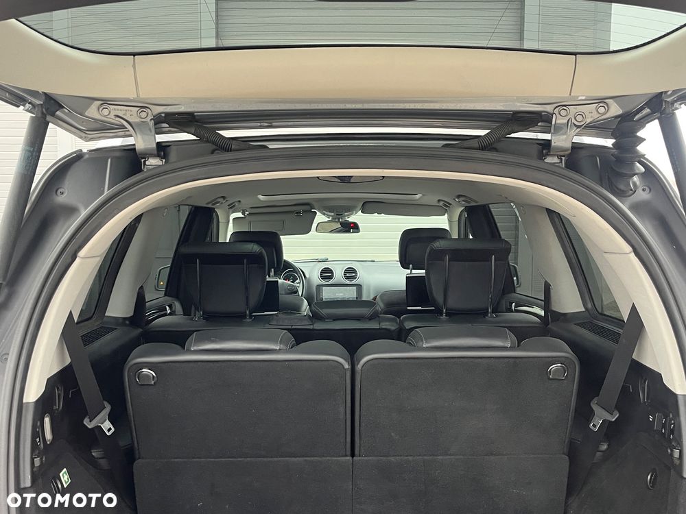 Mercedes-Benz GL 500 4Matic (BlueEFFICIENCY) 7G-TRONIC - 17