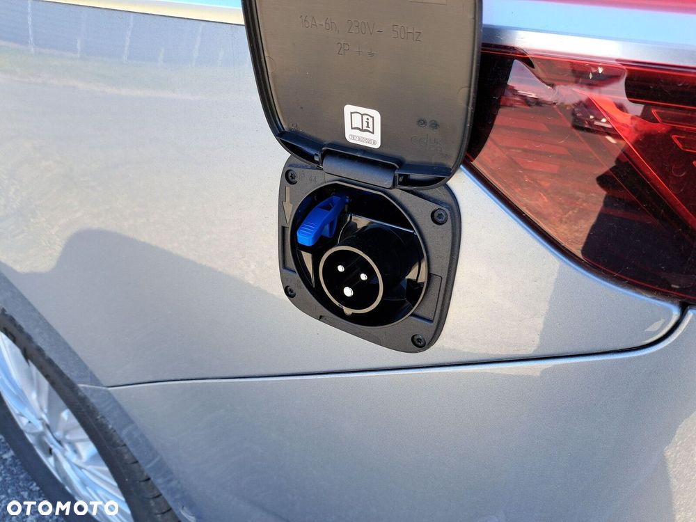 Volkswagen California - 24
