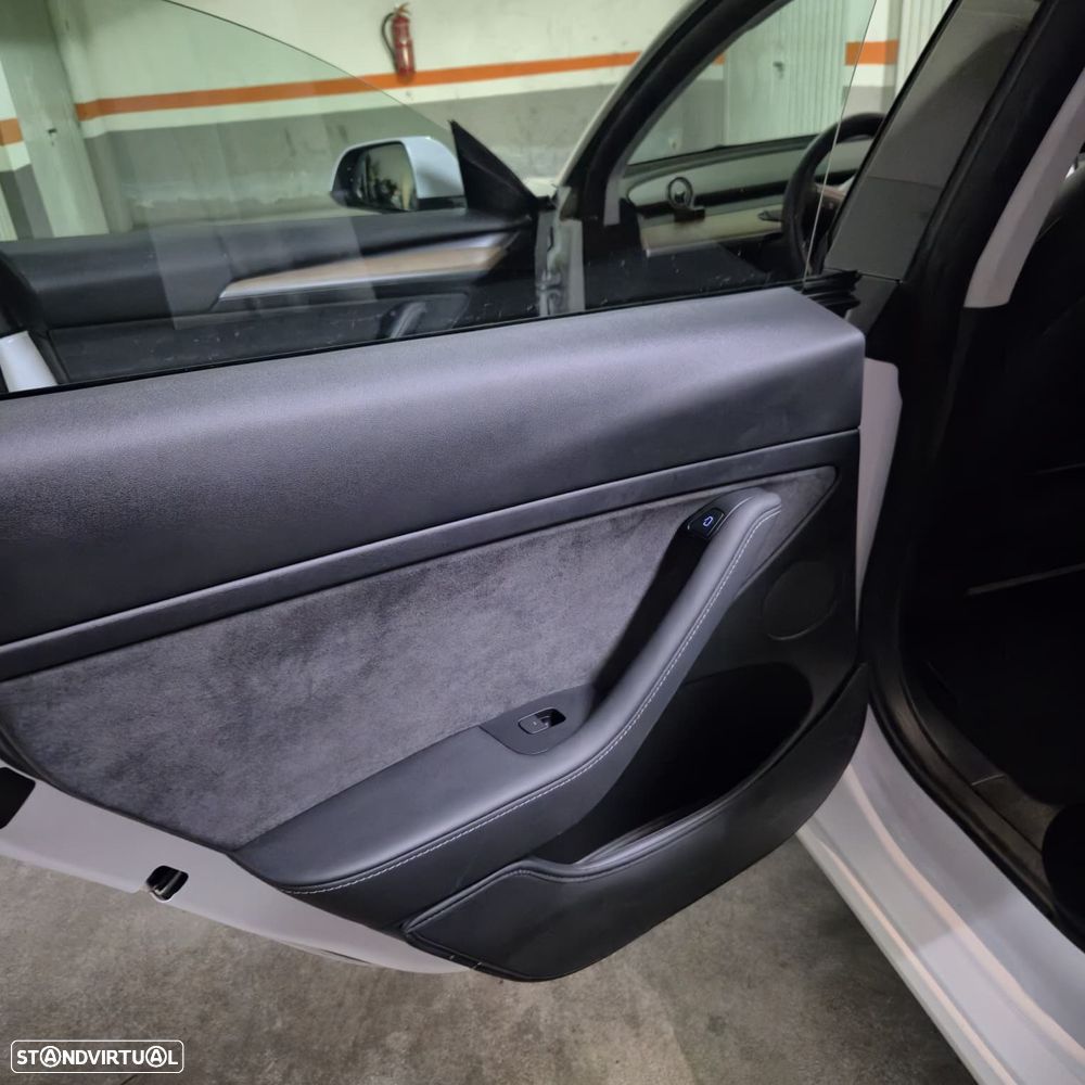 Tesla Model 3 Standard Range Plus RWD - 13