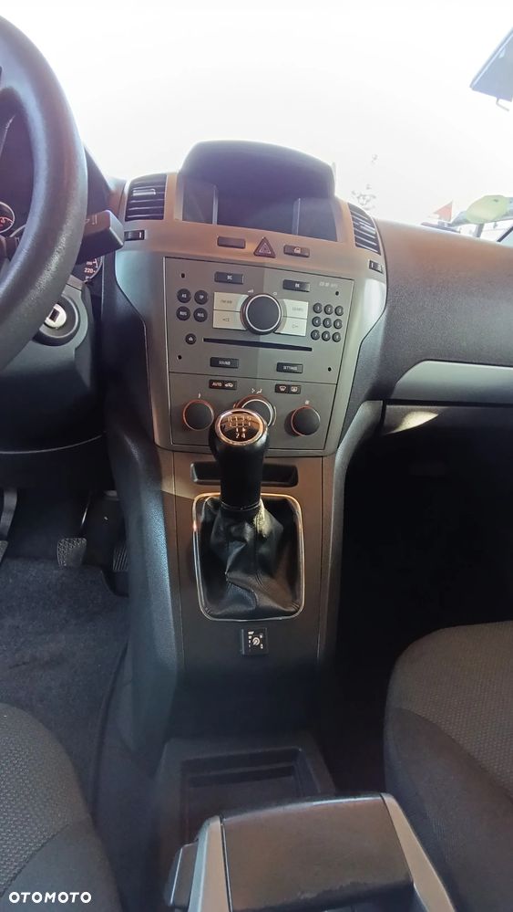 Opel Zafira 1.8 Enjoy - 8