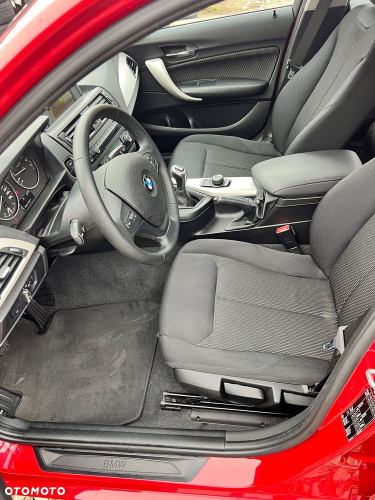 BMW Seria 1 116i - 13
