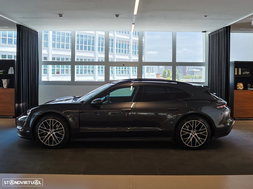 Porsche Taycan Sport Turismo - 8