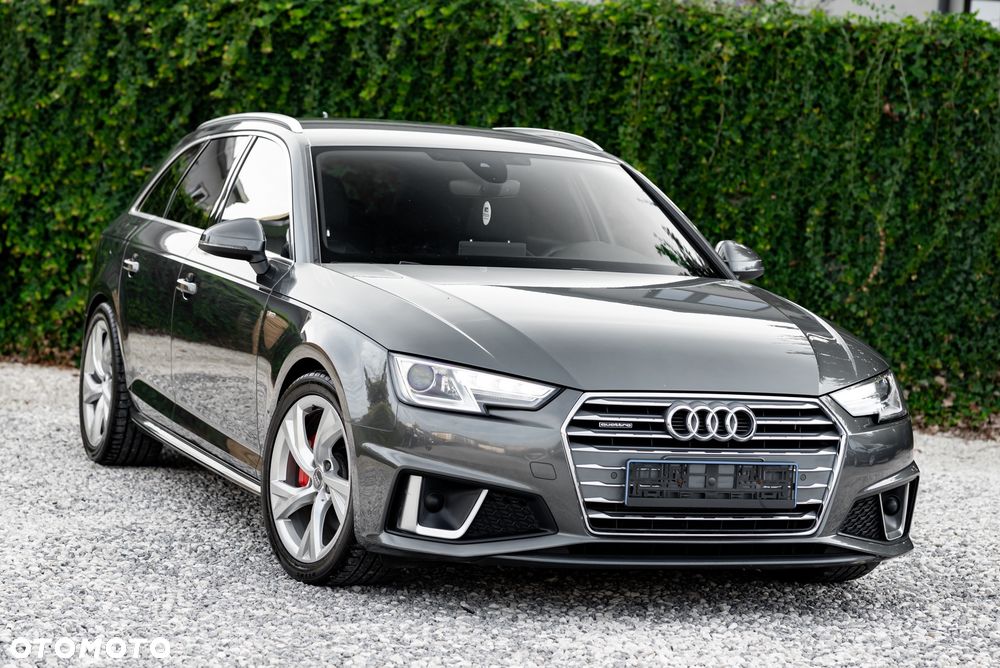 Audi A4 Avant 40 TDI quattro S tronic S line - 4
