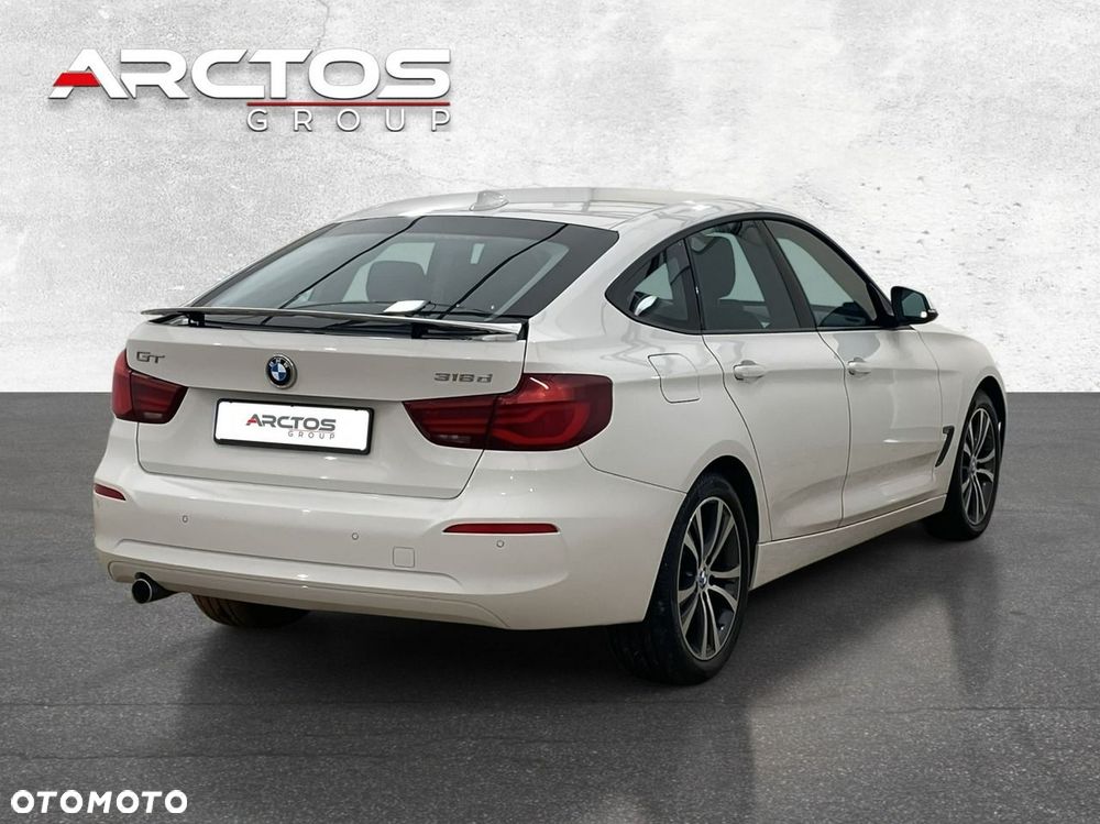 BMW 3GT - 6
