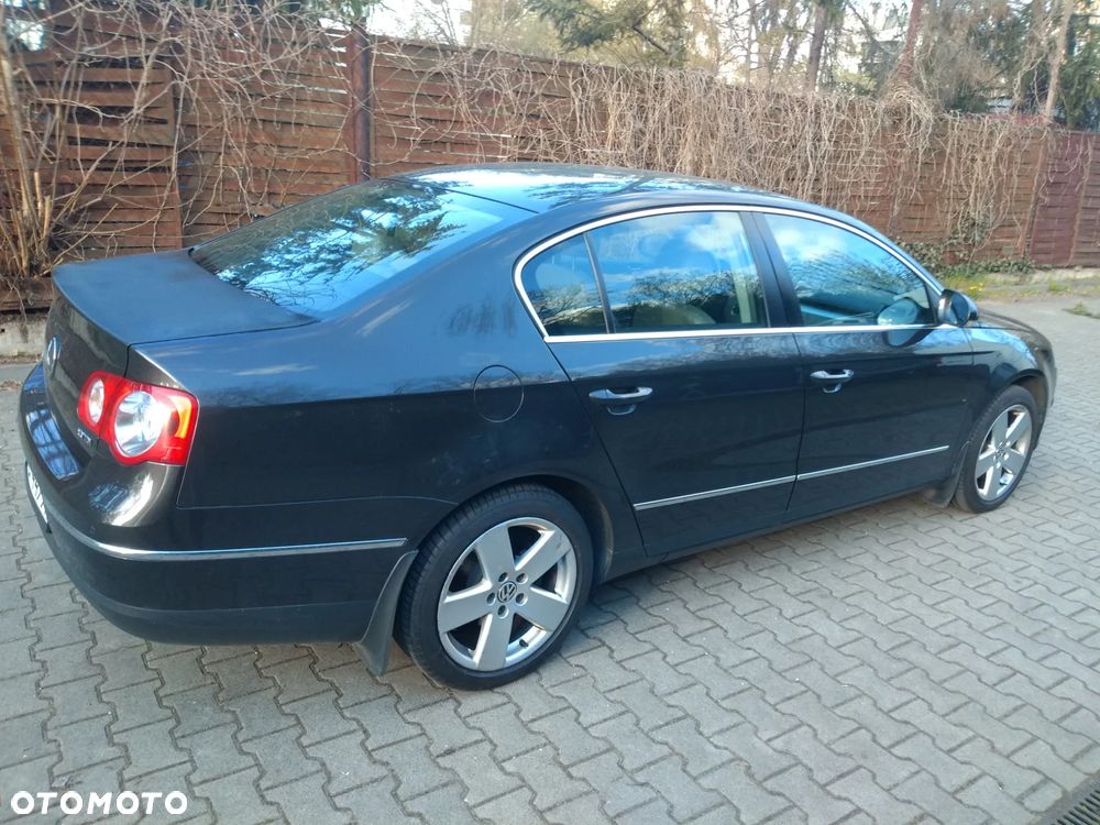 Volkswagen Passat 2.0 TDI Highline DSG - 3