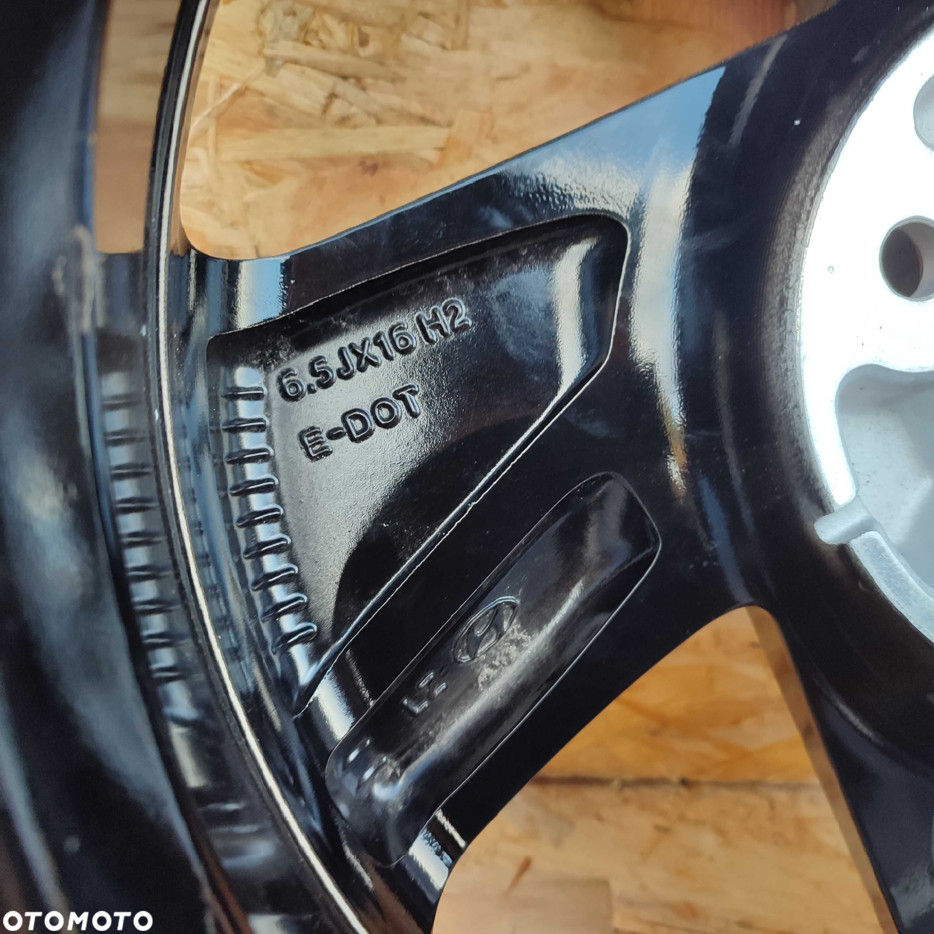 Felga aluminiowa Hyundai i10 i20 6.5" x 16" 4x100 ET 48 igła - 6