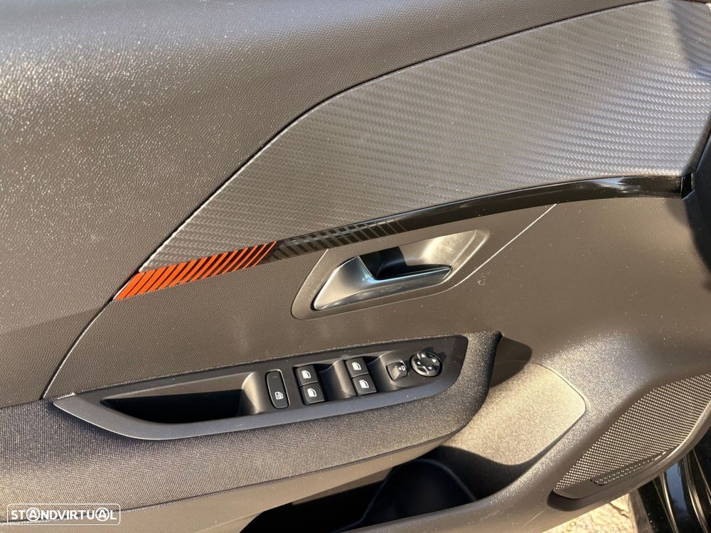 Peugeot 208 1.2 PureTech Active Pack - 20