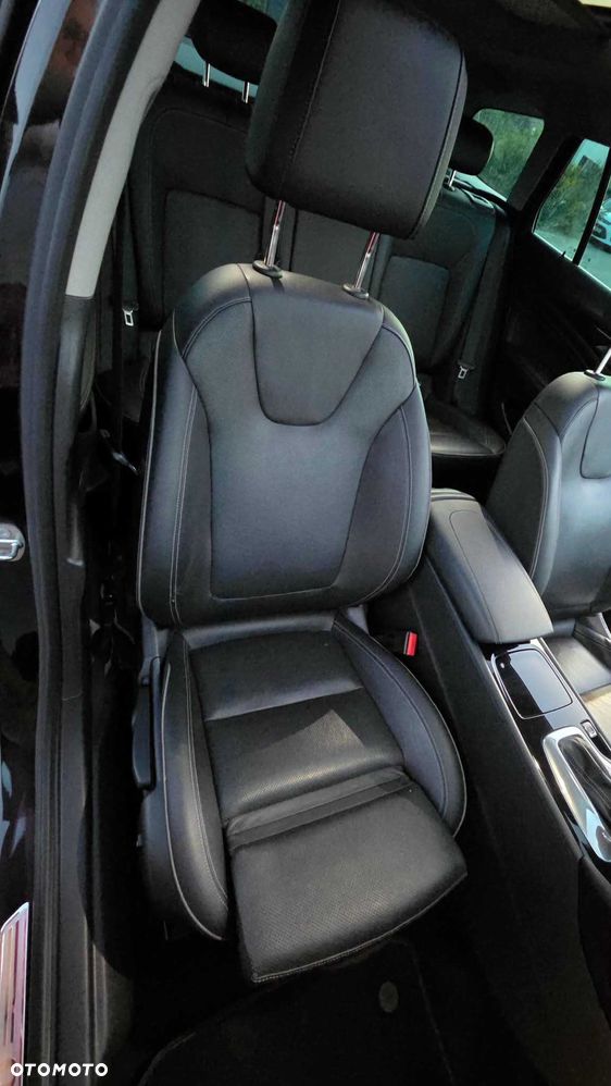 Opel Insignia - 8