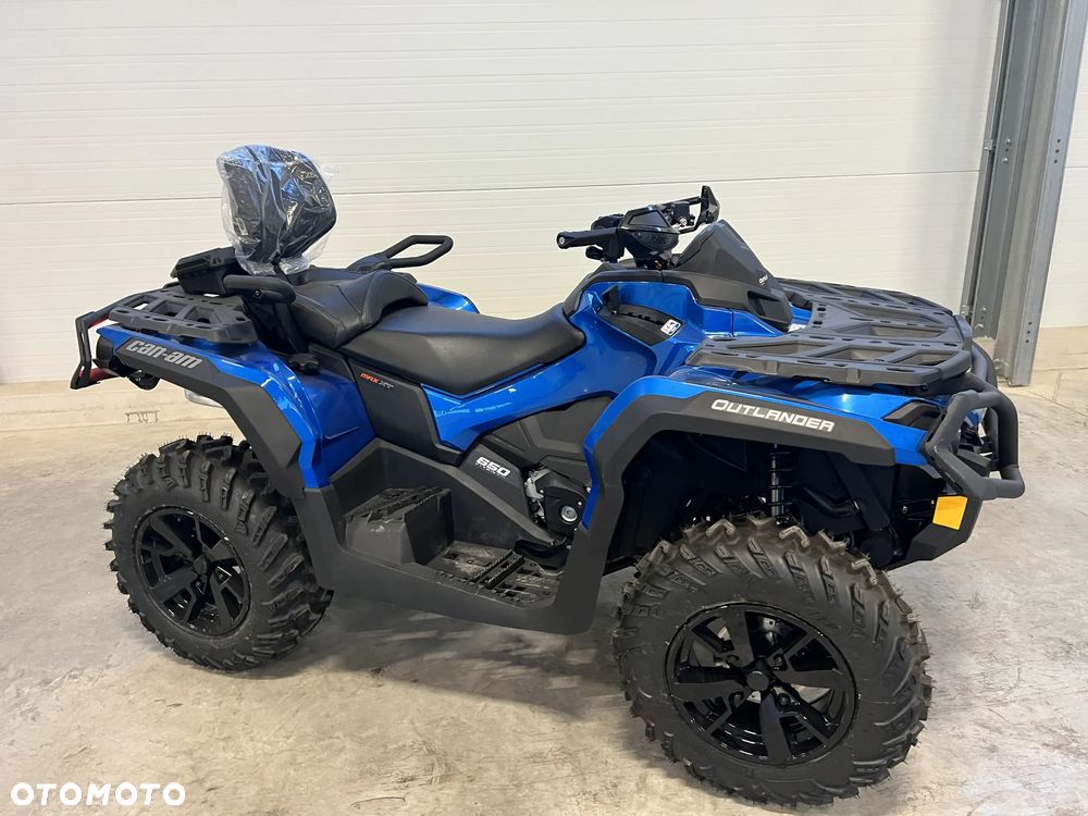 Can-Am Outlander Max - 5