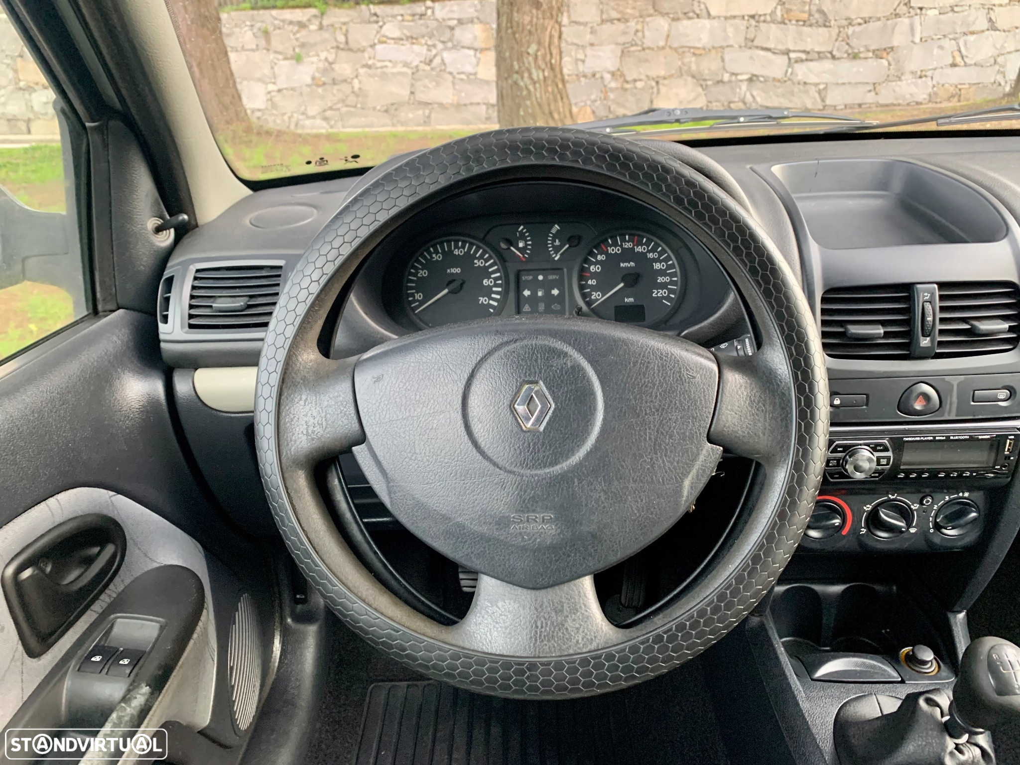 Renault Clio 1.5 dCi Authentique - 16