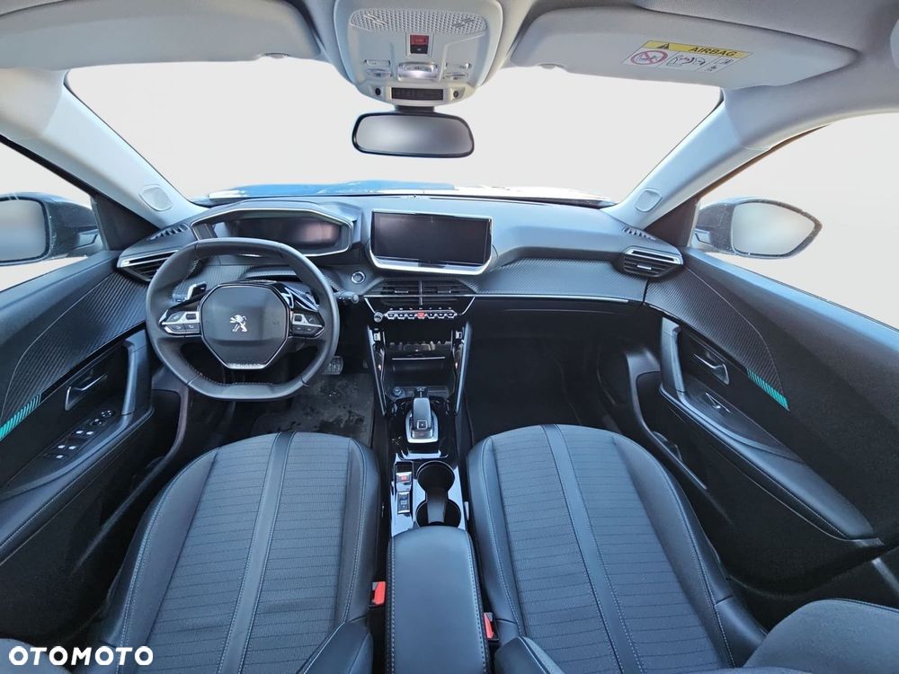 Peugeot 2008 PureTech 130 Allure S&S EAT8 - 16
